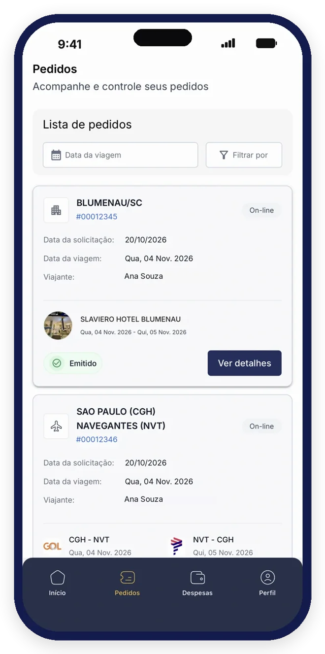 Lista de pedidos de hotel e aéreo no app Kontrip, com status emitido